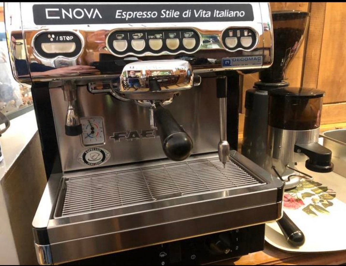 Faema Enova 1-groeps + Macap koffiemolen + Brita filter, Enlèvement