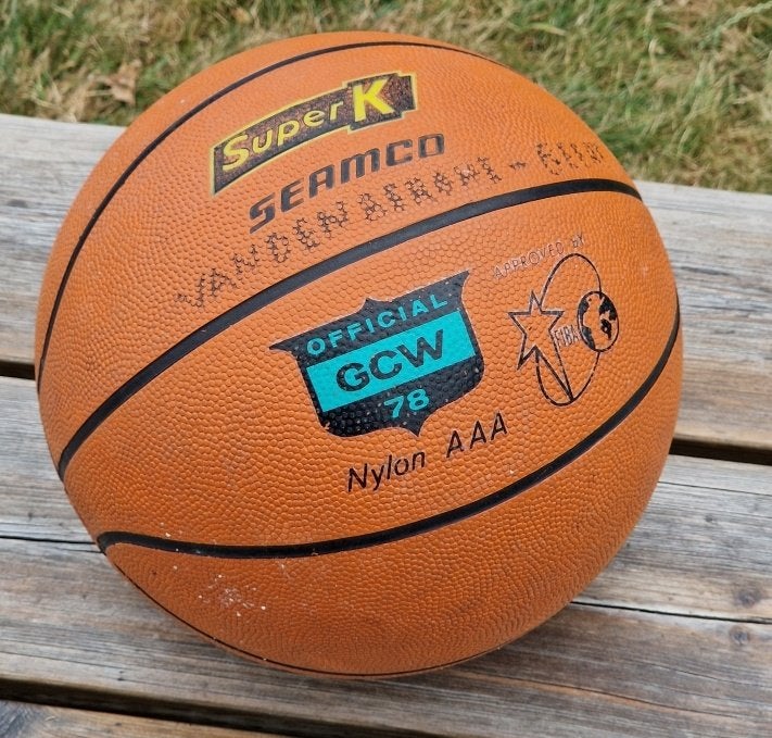 Vintage Seamco Super K78 Medicijnbal (15 lbs / 6,8 kg), Sport en Fitness, Fitnessmaterialen, Ophalen, Gebruikt, Armen, Medicijnbal