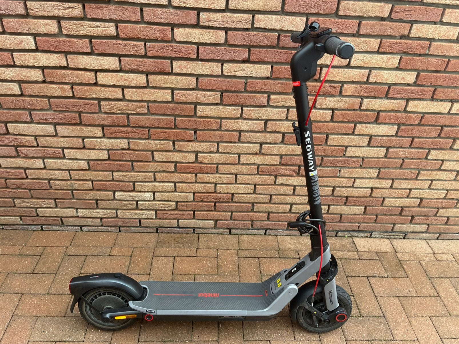 Segway Ninebot E3 elektrische step, Fietsen en Brommers, Steps, Ophalen, Zo goed als nieuw