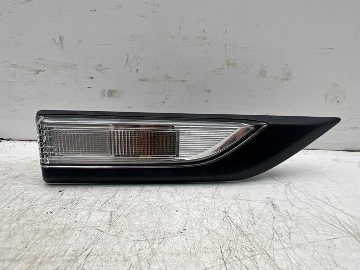 Feu clignotant droit d'un Volkswagen Caddy, Volkswagen, -, 3 mois de garantie, Utilisé