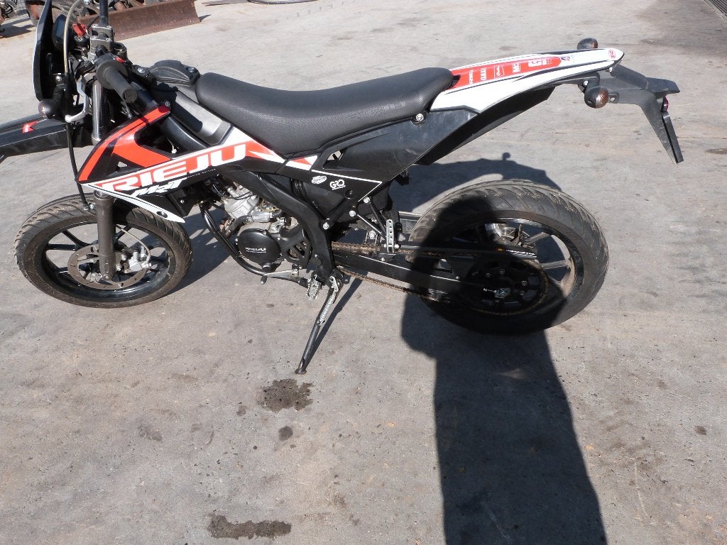 brommer rieju 50cc, Fietsen en Brommers, 6 versnellingen, Zo goed als nieuw, 50 cc, Ophalen