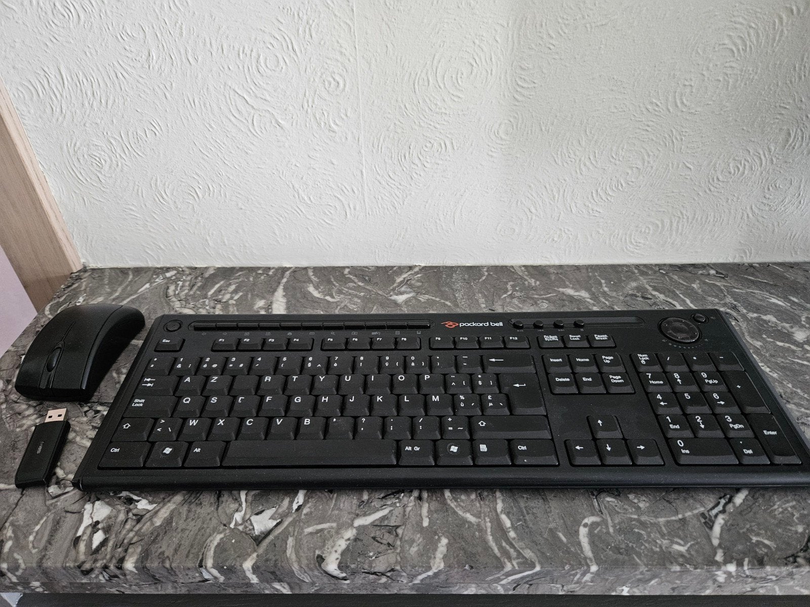 toetsenbord + muis packard bell draadloos, Computers en Software, Toetsenborden, Ophalen, Draadloos