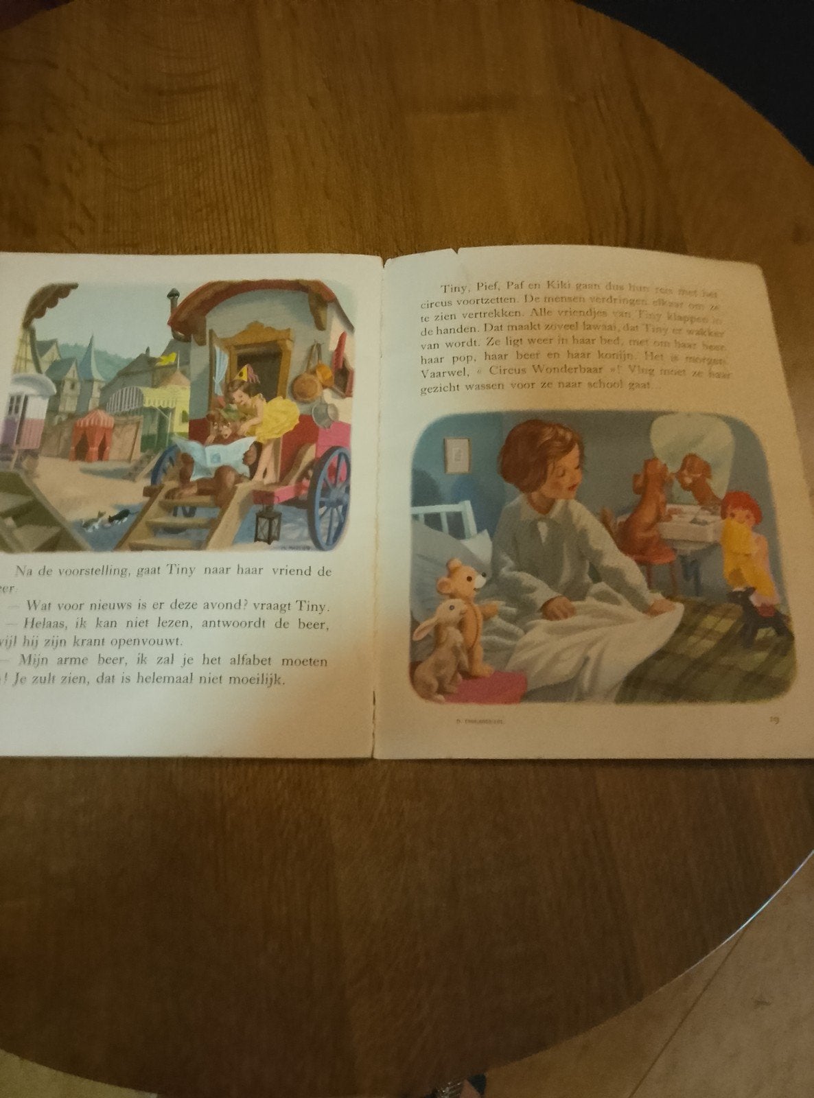 Tiny boekje van 1956!!!, Enlèvement