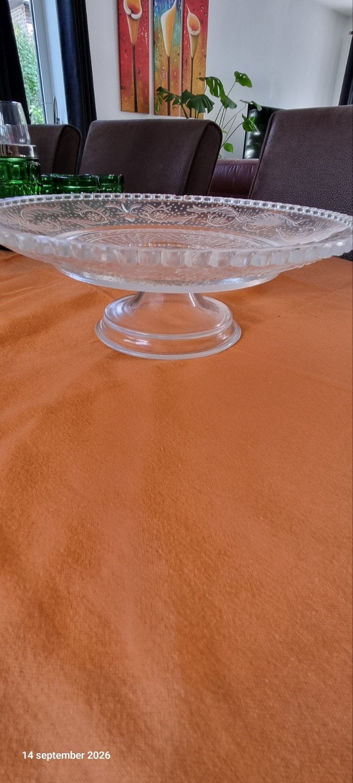 Plateau en verre pour gateau, Enlèvement