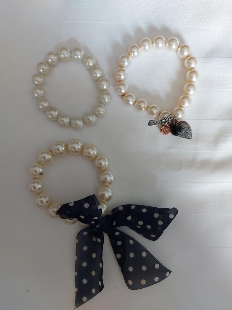 Bracelets, Enlèvement ou Envoi