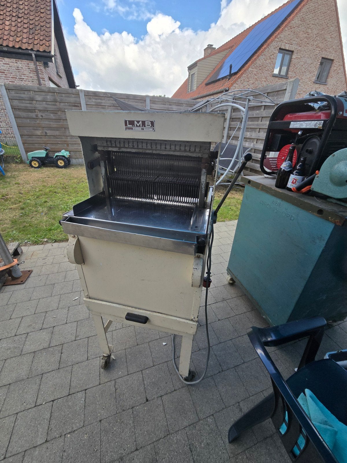 Broodsnijmachine, Ophalen