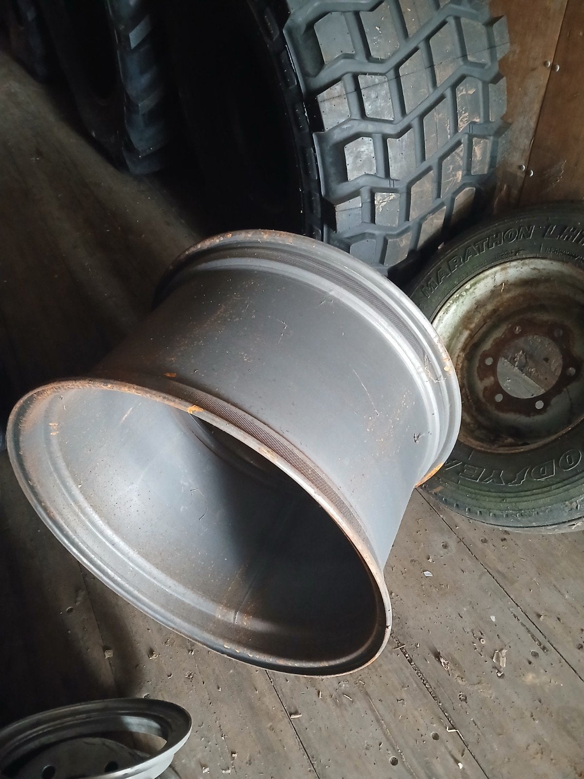 Velg 28" voor band 600R28, Zakelijke goederen, Landbouw | Onderdelen | Banden, Velgen en Assen, Ophalen