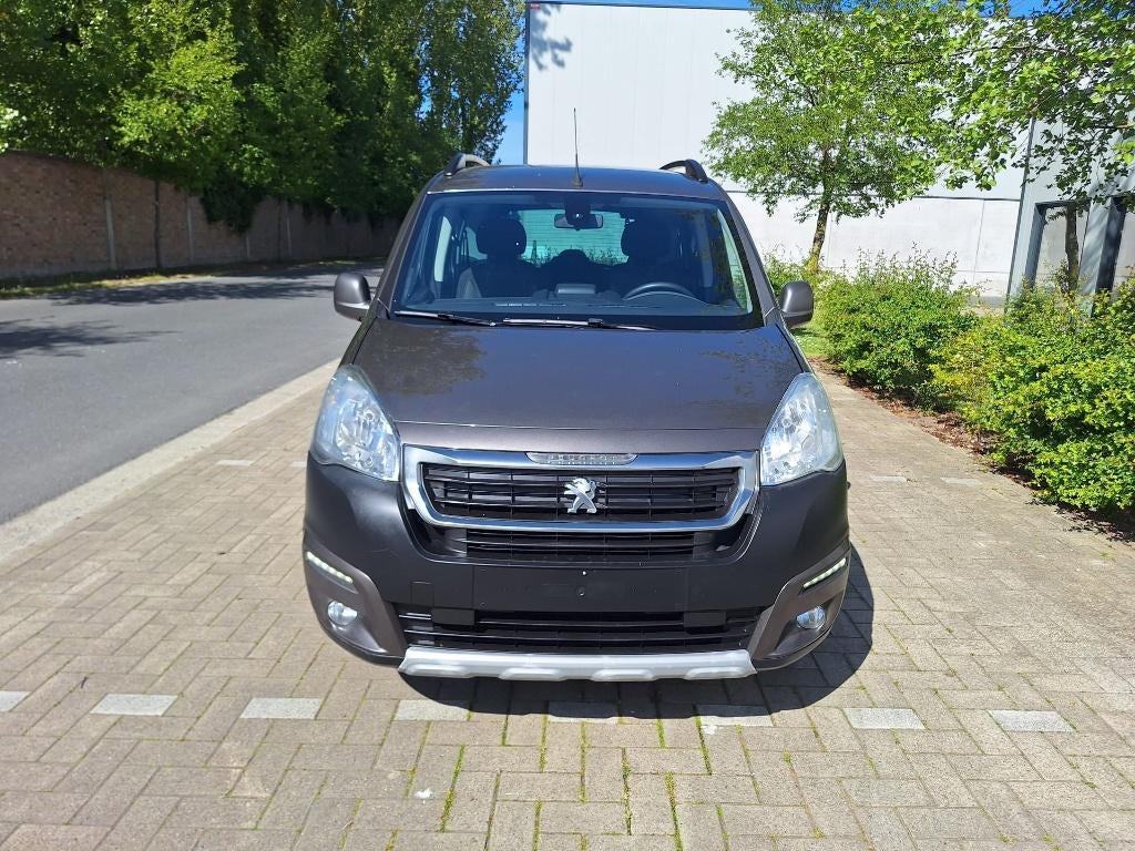 Peugeot Partner 1.6HDi | 5-zit | Airco + camera, Auto's, Peugeot, Voorwielaandrijving, 4 cilinders, 109 g/km, Bedrijf