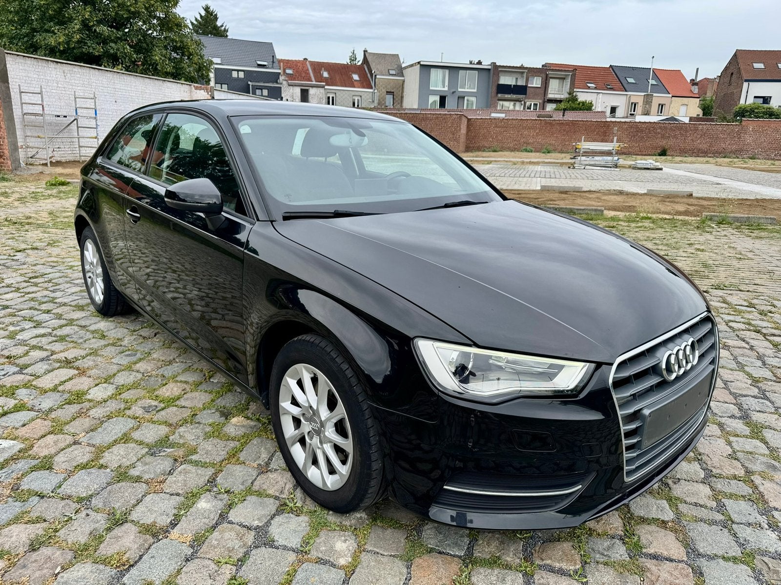 Audi A3 1.6 TDI 1r Main 117000 km Car pas Xenon Gps, Euro 5, Entreprise, Feux de jour LED, 1600 cm³