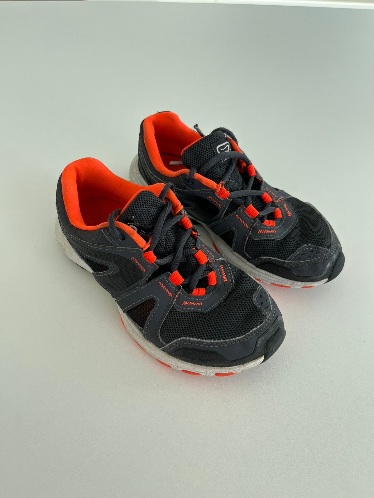 KALENJI Sportschoenen M32, Kinderen en Baby's, Kinderkleding | Schoenen en Sokken, Gebruikt, Sportschoenen, Ophalen of Verzenden