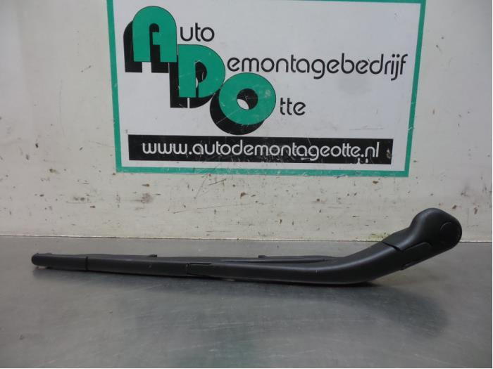 Ruitenwisserarm achter van een Peugeot 206 (206 98-), Gebruikt, -, -, Ophalen of Verzenden