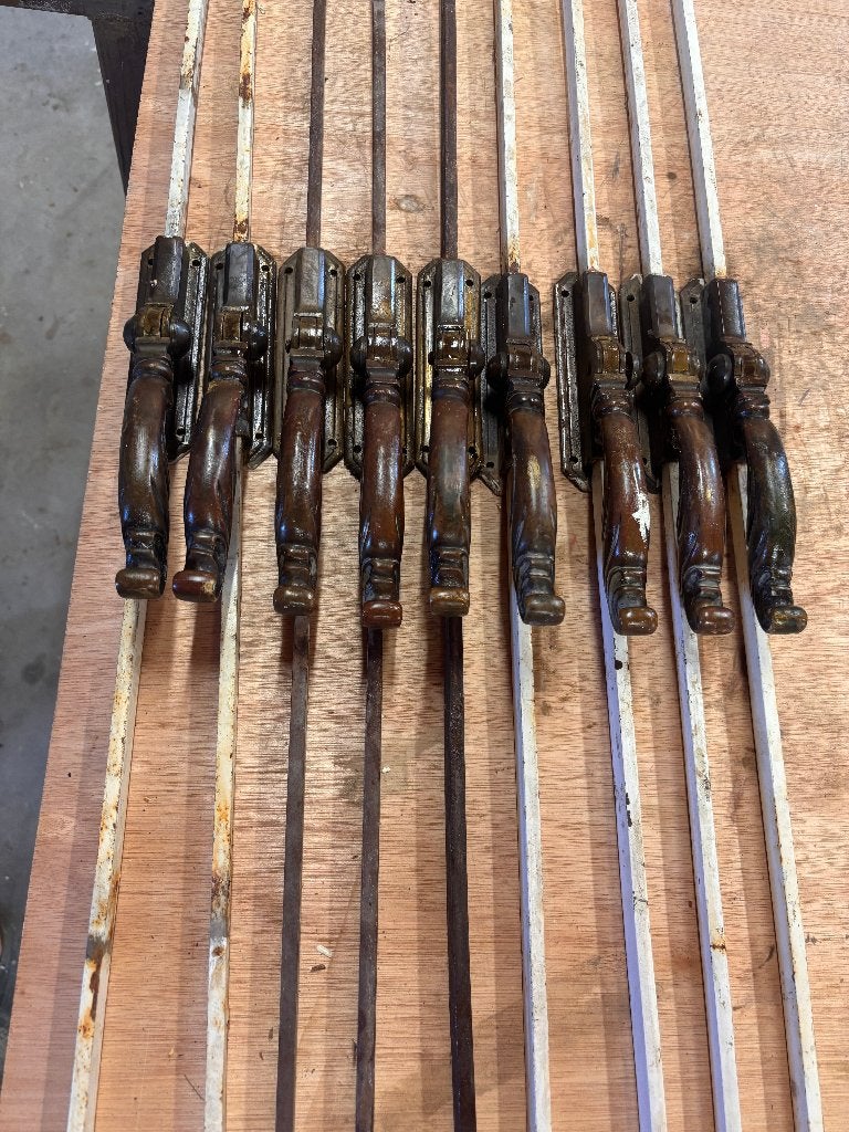 espagnolets/serrures de fenêtre 9 pièces, Enlèvement, Utilisé, Cuivre ou Laiton, Coulisse ou Verrou
