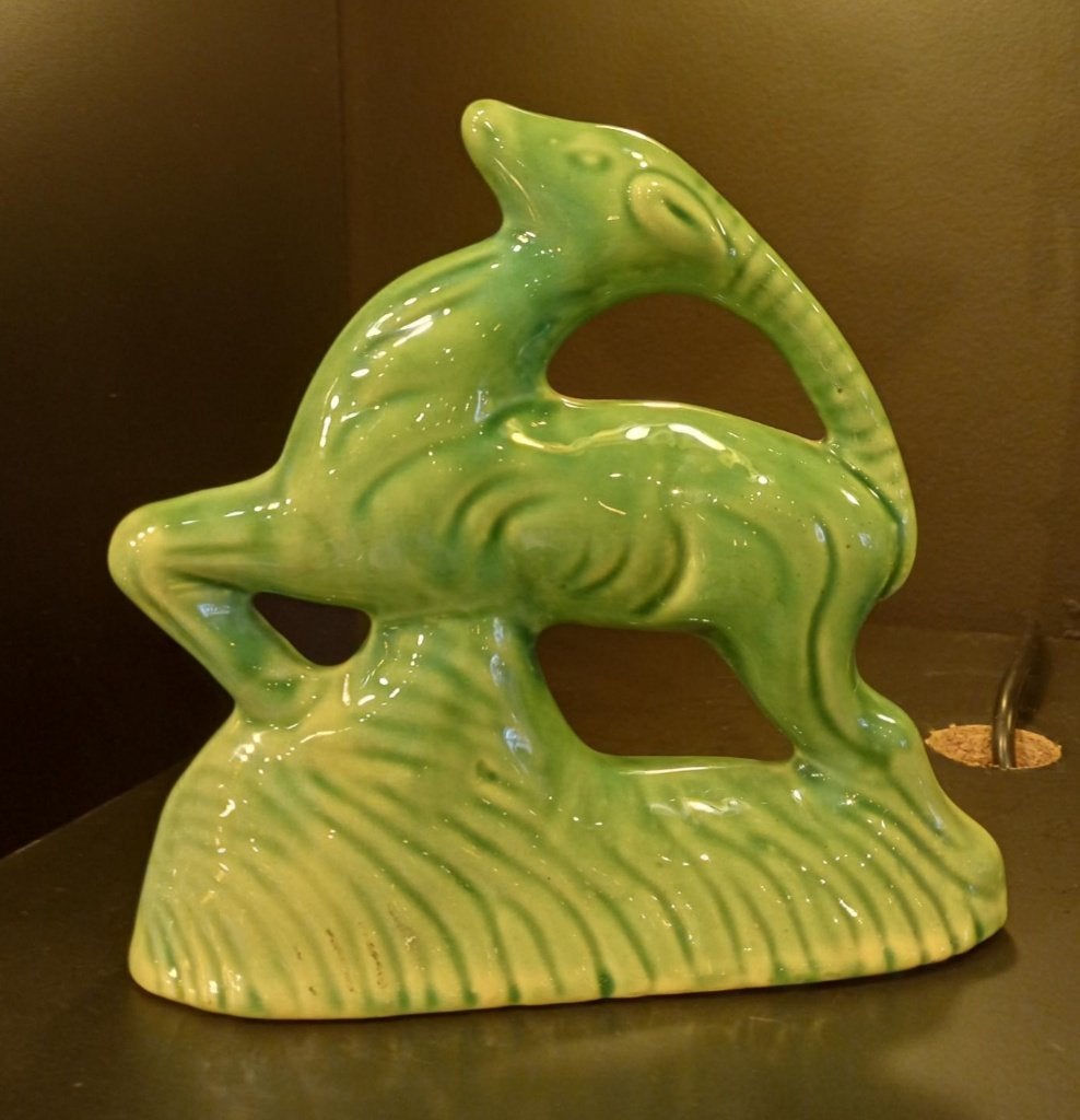 Ram in keramiek met groene glazuur., Ophalen of Verzenden