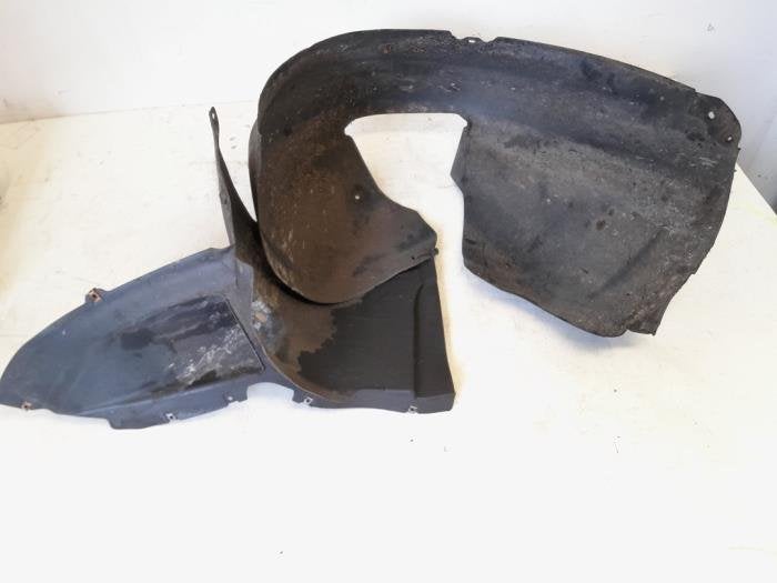 Passage de roue d'un Volkswagen Passat, Volkswagen, -, 3 mois de garantie, Utilisé