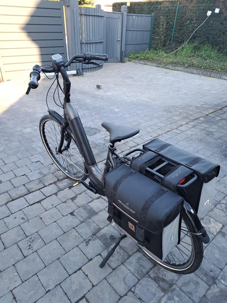 Gazelle Grenoble C380, Fietsen en Brommers, Elektrische fietsen, Ophalen, Zo goed als nieuw, 47 tot 51 cm, 50 km per accu of meer