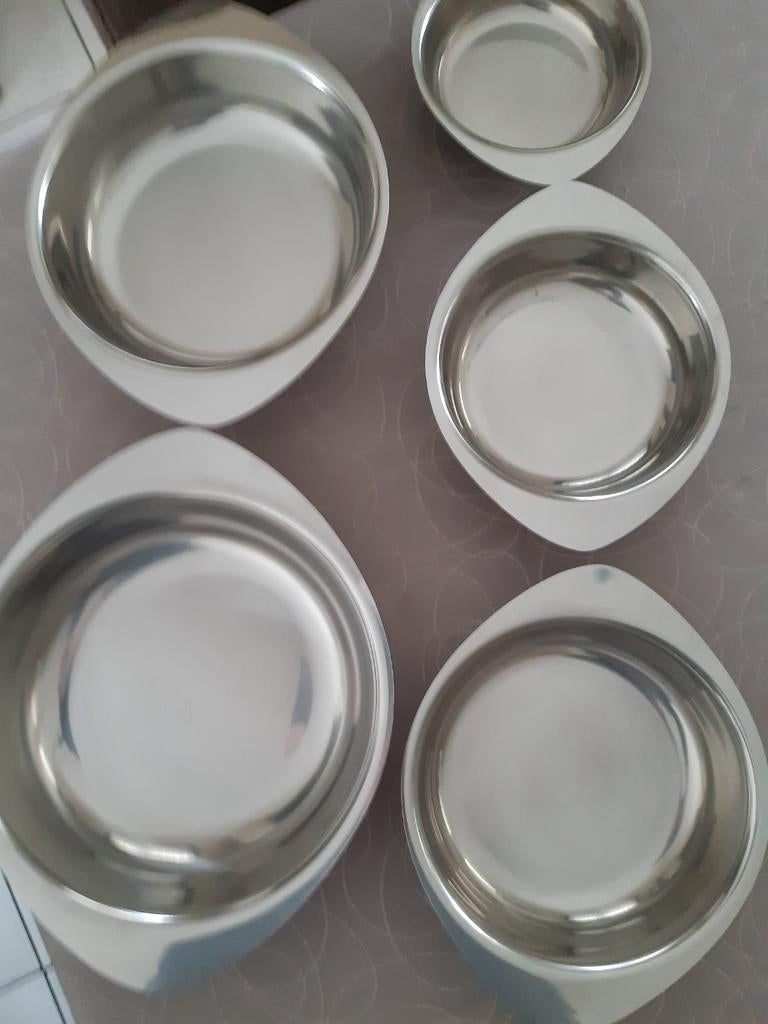 5 inox's serveer schalen, potjes van klein naar groot, Huis en Inrichting, Keuken | Servies, Ophalen of Verzenden, Zo goed als nieuw
