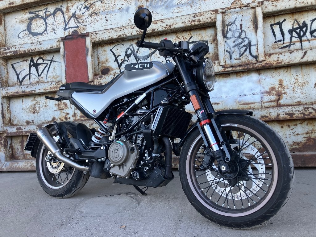 Husqvarna Vitpilen 401 A2 cafe racer full option comme NEUVE, Éclairage LED, 12 à 35 kW, 1 cylindre, Manuelle