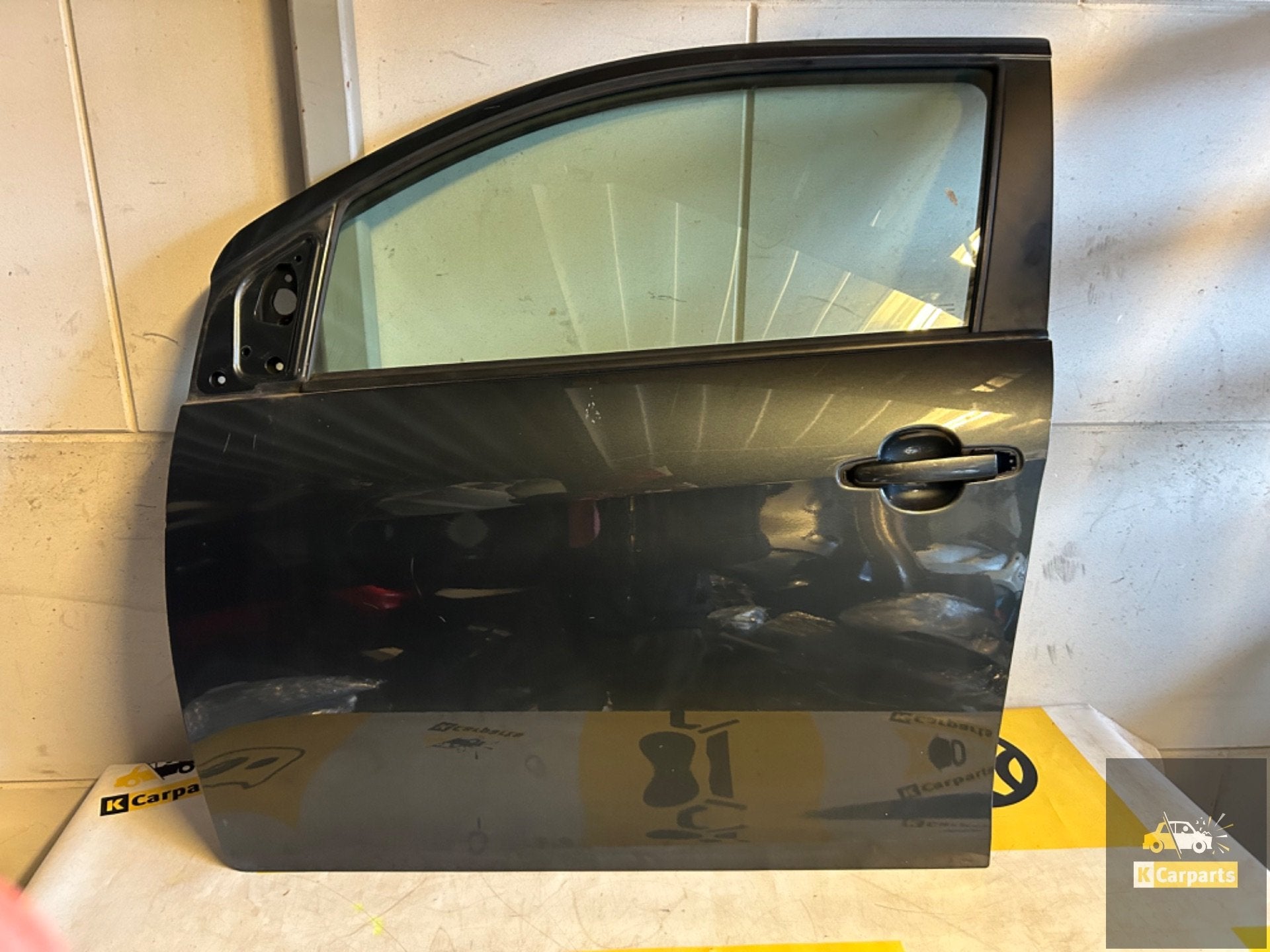 Portier Toyota Aygo links voor deur KTA Antraciet, Info@fabrikant.eu, Voor, Toyota, Fabrikant BV