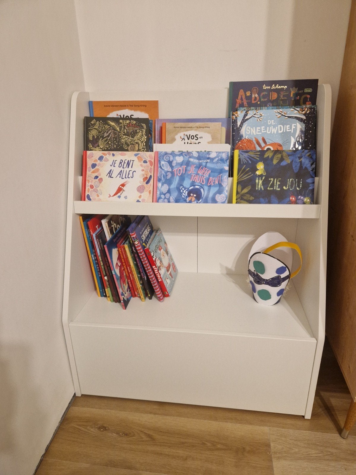 Boekenkast Bergig, Ophalen
