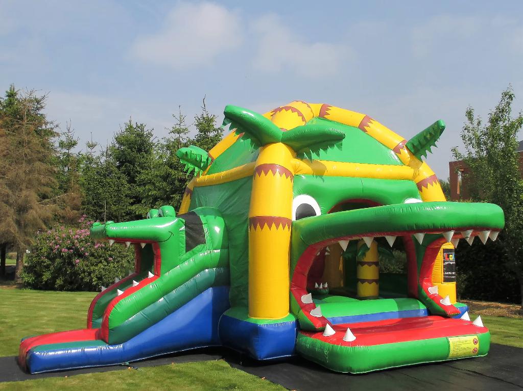 multifun Super Krokodil Springkasteel, Ophalen, Gebruikt