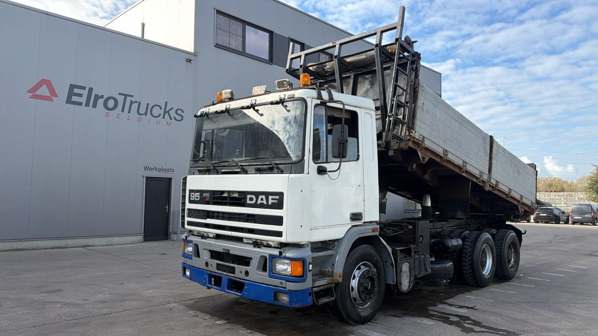 DAF 95 ATI 400 (BIG AXLE / STEEL SUSP / LAMES / GRAND PONT /, Euro 2, Achterwielaandrijving, Overige kleuren, Bedrijf