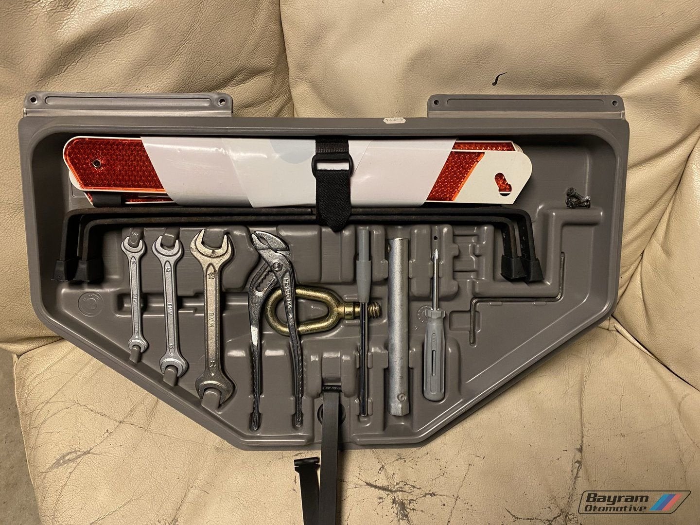 Bmw E34 gereedschapset onboard sedan M5 m20 m30 5-serie set, Auto-onderdelen, Gebruikt, -, -, Ophalen of Verzenden