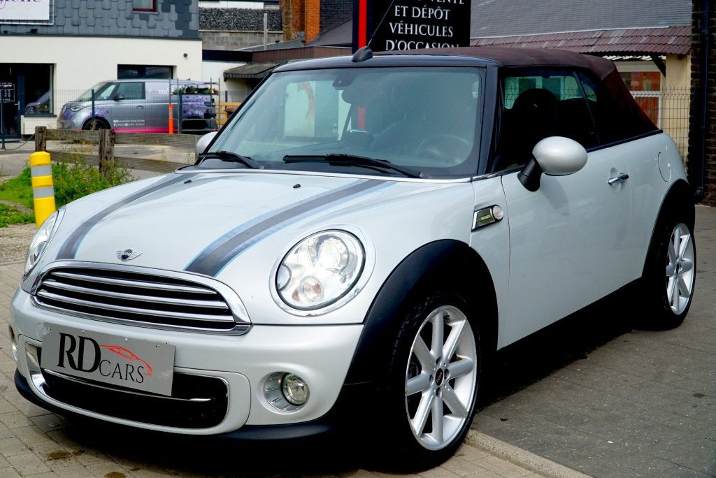 MINI COOPER D CABRIOLET 2015*LEER*XENONS*NAVI*1JAAR GARANTIE, Voorwielaandrijving, 82 kW, 4 cilinders, Cabriolet