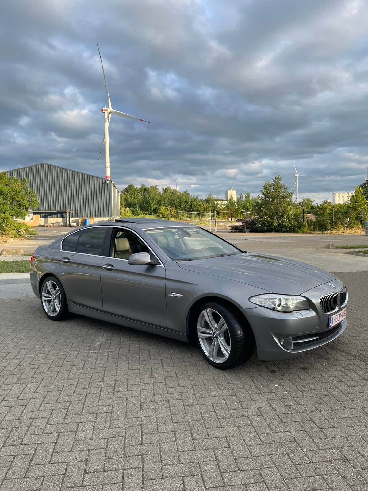 BMW 520d - 2011 - 200.000 Km ZEER PROPER !, Cuir, Noir, Automatique, 4 cylindres
