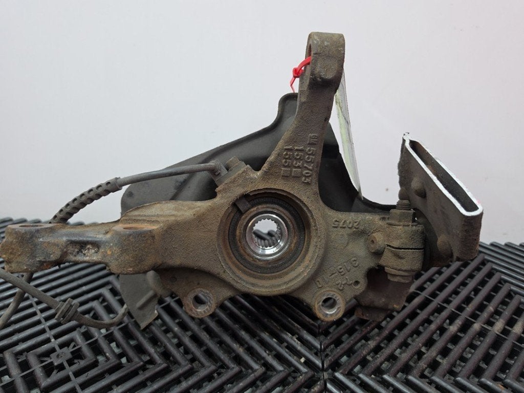 FUSEE AVANT DROITE Opel Corsa D (|93188960|95524779|), Autos : Pièces & Accessoires, Opel, Opel Automobile GmbH, Utilisé, Kontakt-opel@opel.com