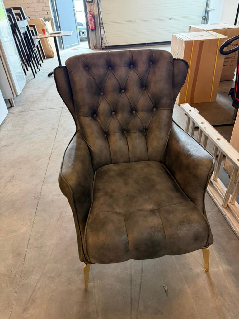 Luxe Oorfauteuil – Antraciet Suède-look met Gouden Poten, Huis en Inrichting, Fauteuils, Ophalen, Zo goed als nieuw, Stof