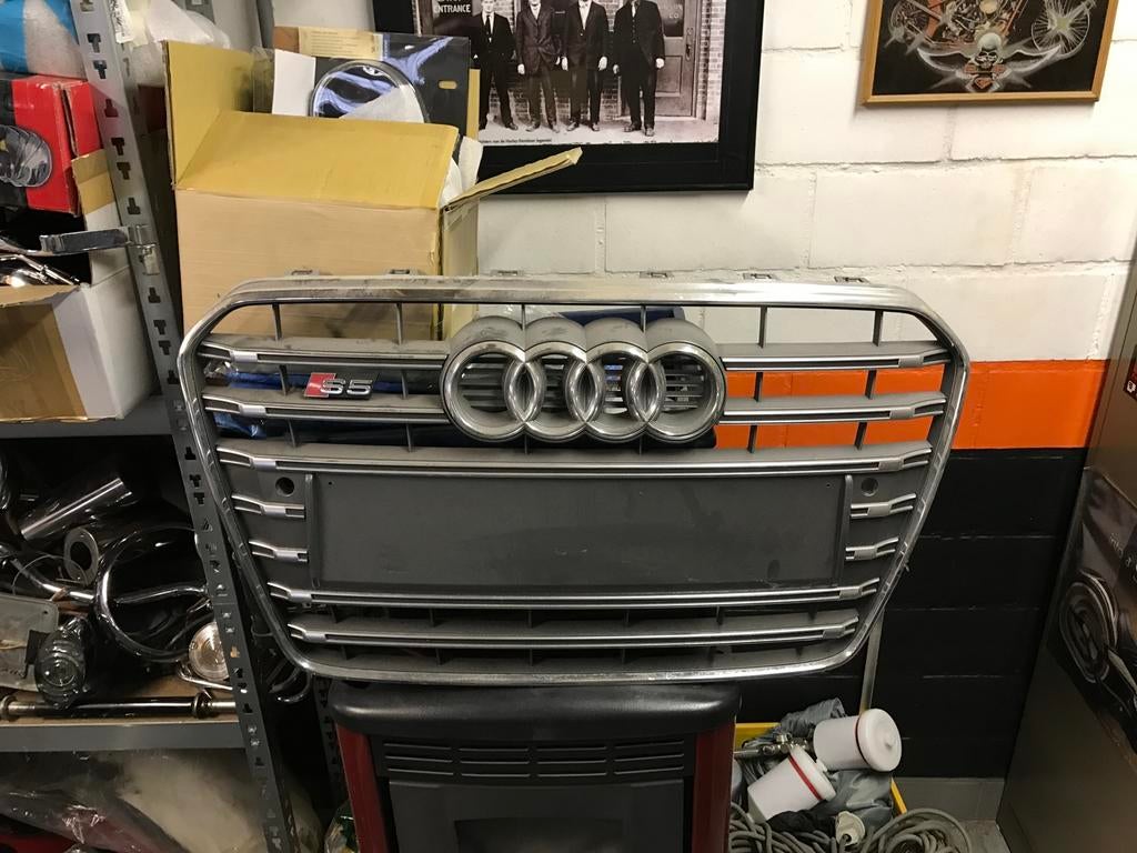 Audi S 5 grille, Ophalen, Audi