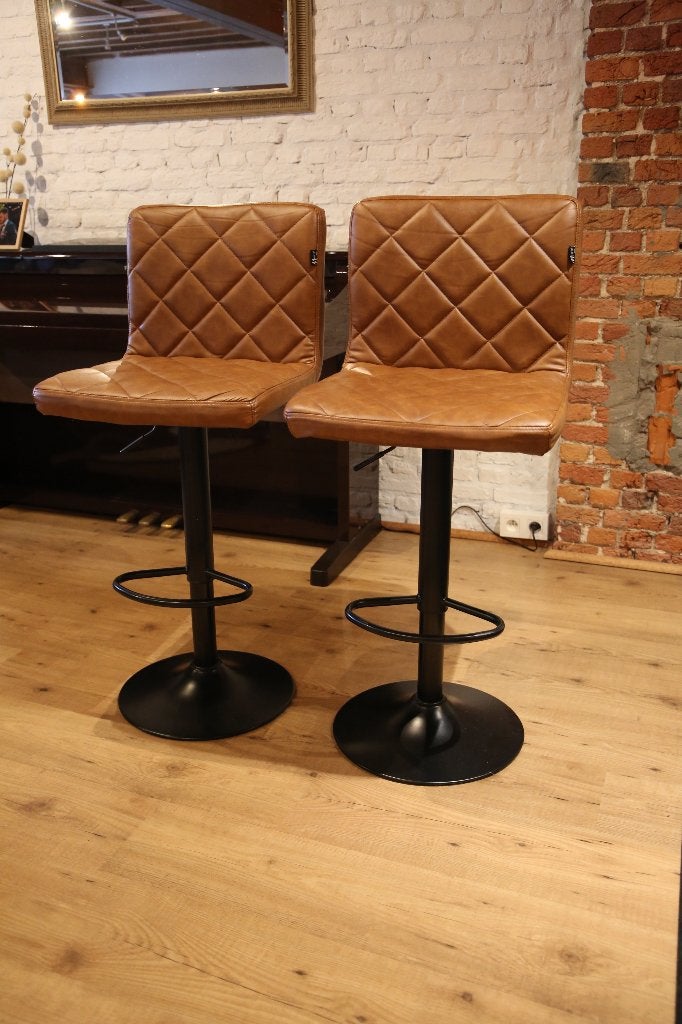 Set van 2 Meisterhome Barkrukken Vintage Bruin Verstelbaar, In hoogte verstelbaar, Ophalen of Verzenden, Zo goed als nieuw, 90 cm of meer