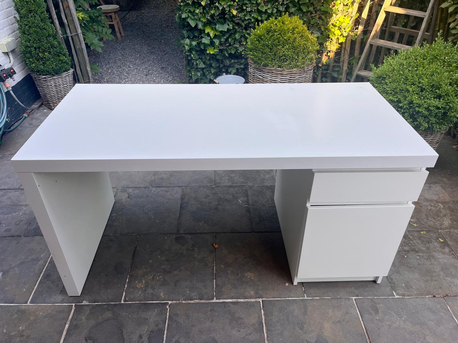 Ikea bureau - wit, Maison & Meubles, Bureaux, 65 cm, Autres matériaux, Comme neuf, Enlèvement