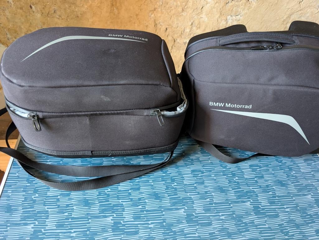BMW S1000XR Gen 1 Originele BMW Binnentassen – Set Links & R, Motos, Accessoires | Valises & Sacs, Enlèvement ou Envoi