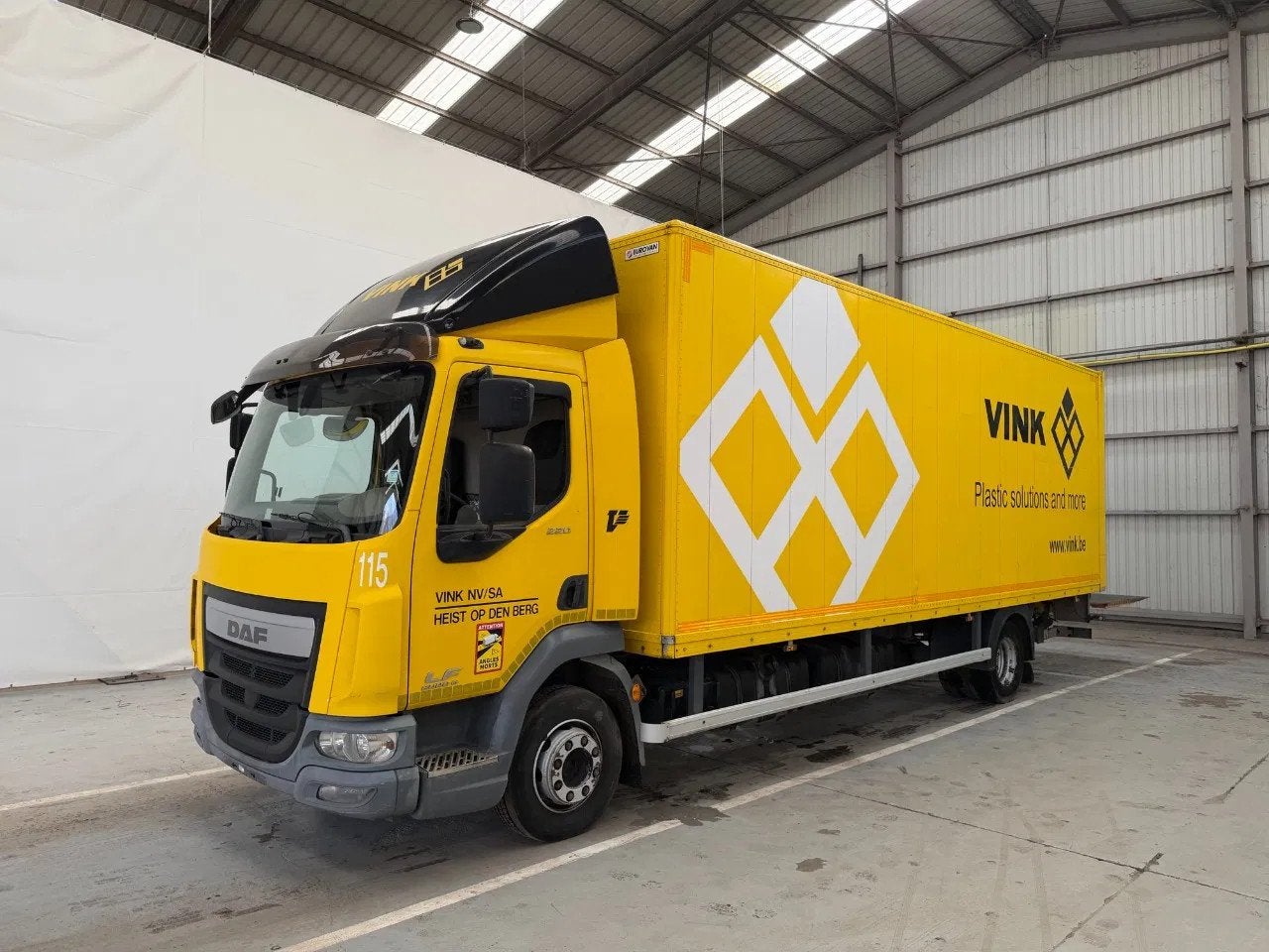 DAF LF 220 EURO 6 BLATT/BLATT -LAMMES/LAMMES - SCHALT/ MANUE, Auto's, 299 pk, Achterwielaandrijving, Euro 6, Geel