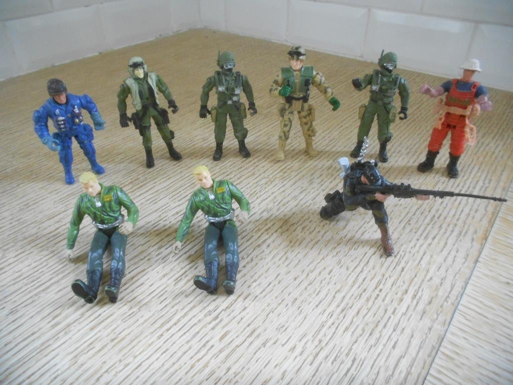 figurines - soldats militaires - jouet - FF, Enlèvement ou Envoi