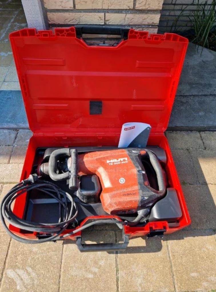 Marteau de démolition Hilti, Enlèvement