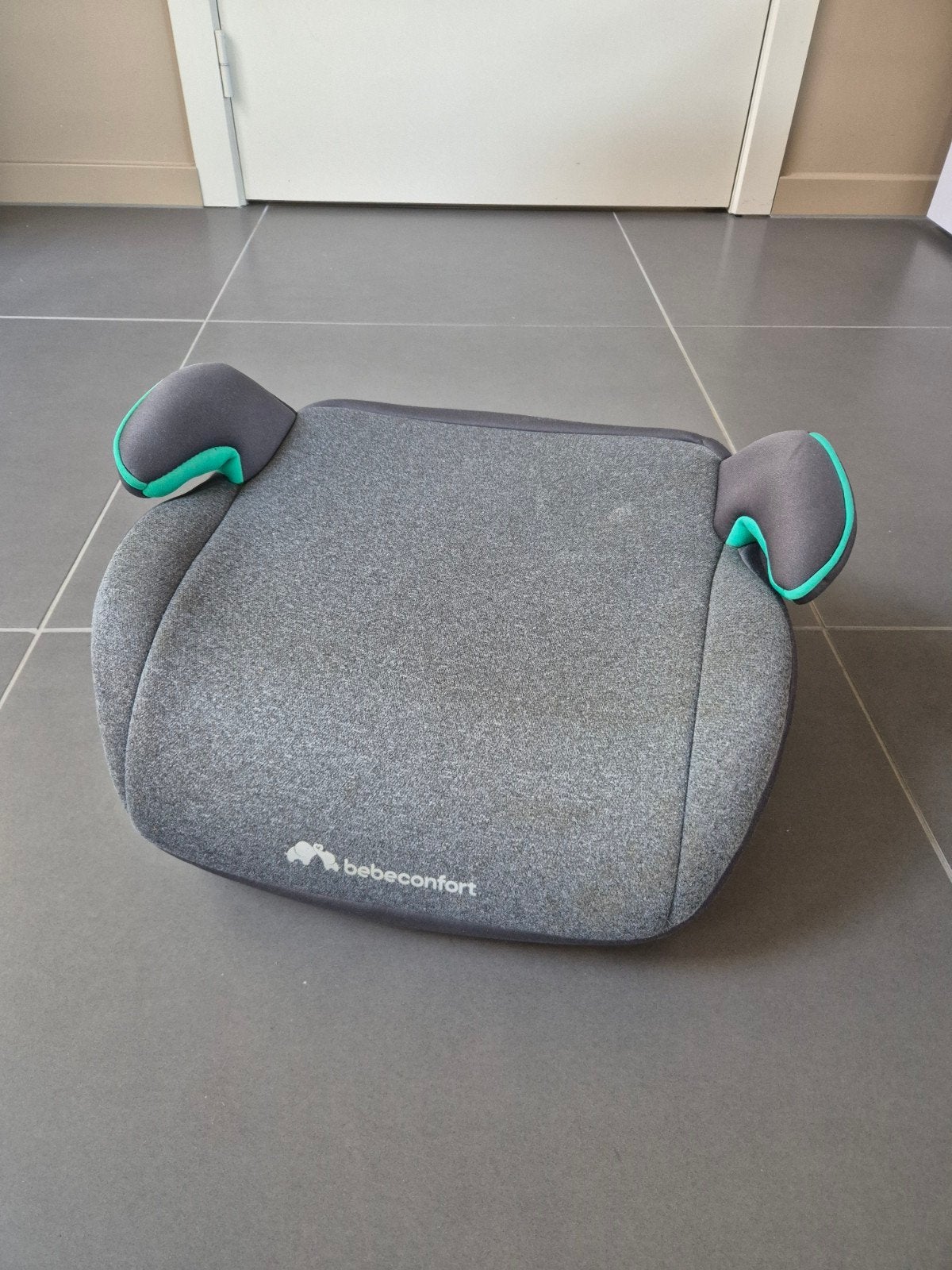 zitverhoger auto bebeconfort - afneembare hoes, Kinderen en Baby's, 22 t/m 36 kg, Zo goed als nieuw, Isofix, Ophalen