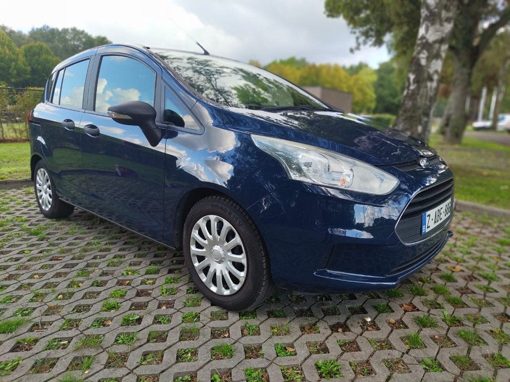 FORD B-MAX 1.4 BENZINE / WEINIG KILOMETERS / GARANTIE, Auto's, Voorwielaandrijving, Euro 5, 4 cilinders, Bedrijf