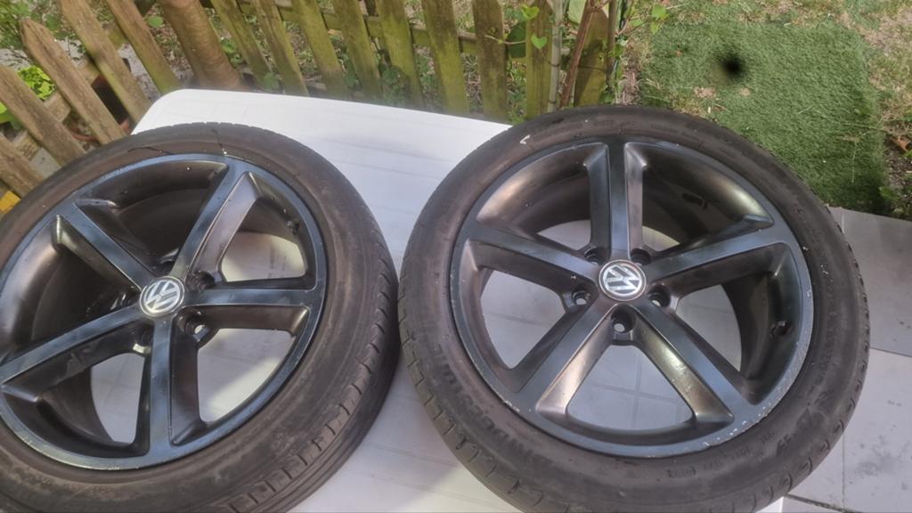 4jantes 18p avec pneus en bon etat, Ophalen