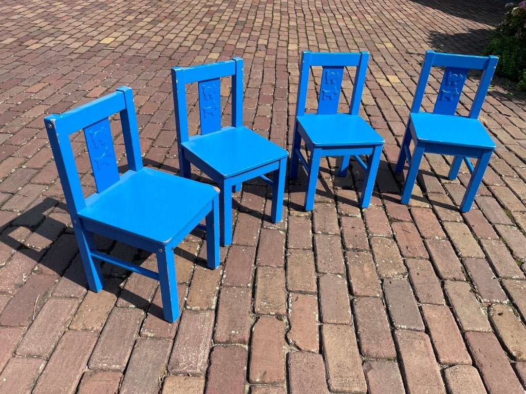 4 stoelen voor peuters en kleuters, Ophalen, Knutselen