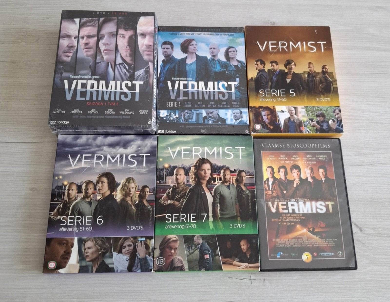 vermist de complete serie met film, Cd's en Dvd's, Ophalen of Verzenden, Complete serie
