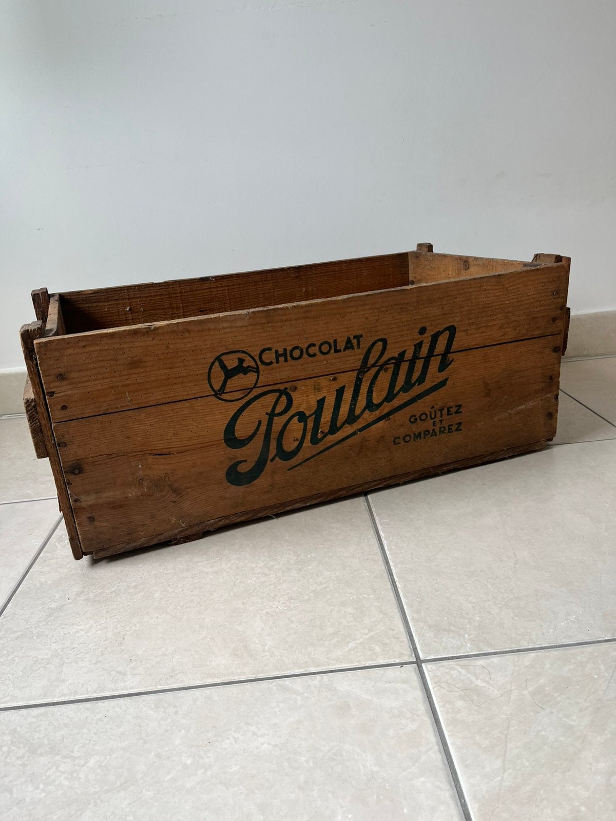Authentique caisse en bois Chocolat Poulain, Antiquités & Art, Enlèvement