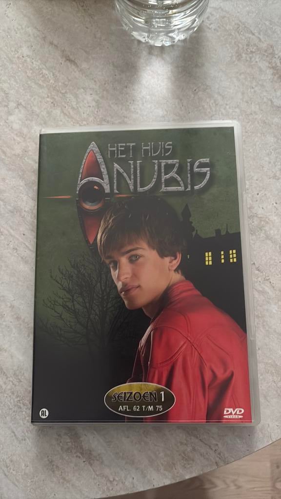 Het huis Anubis, Enlèvement ou Envoi, Comme neuf