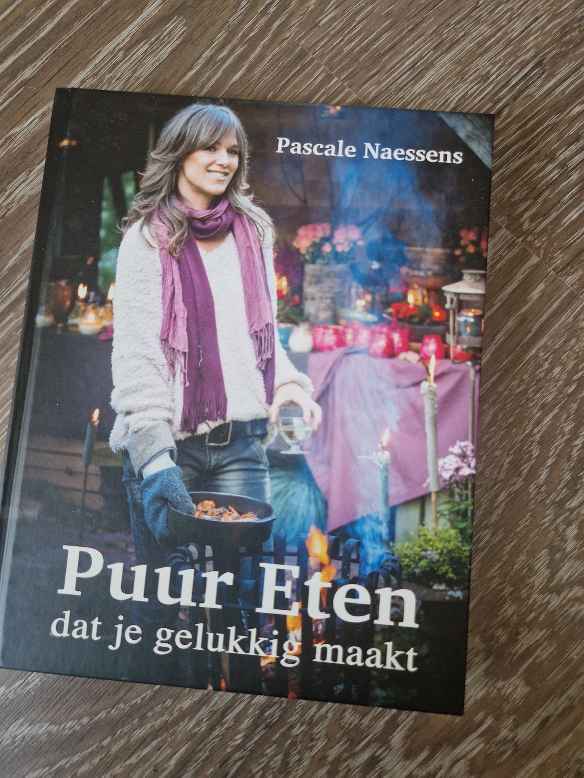 Pascale Naessens - Puur eten dat je gelukkig maakt, Ophalen of Verzenden, Pascale Naessens
