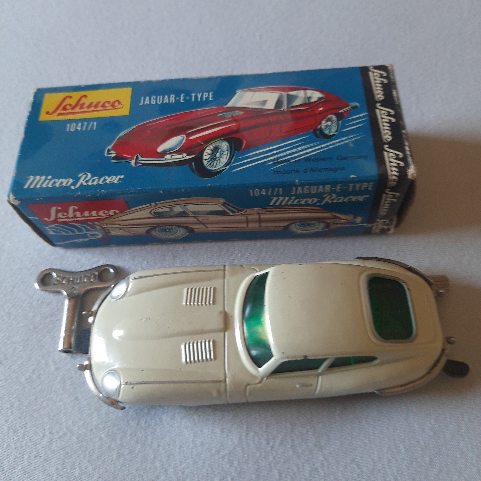SCHUCO MICRO RACER environ 1:43* JAGUAR Type E Coupé*1047/1*, Enlèvement, Comme neuf, Voiture, Schuco