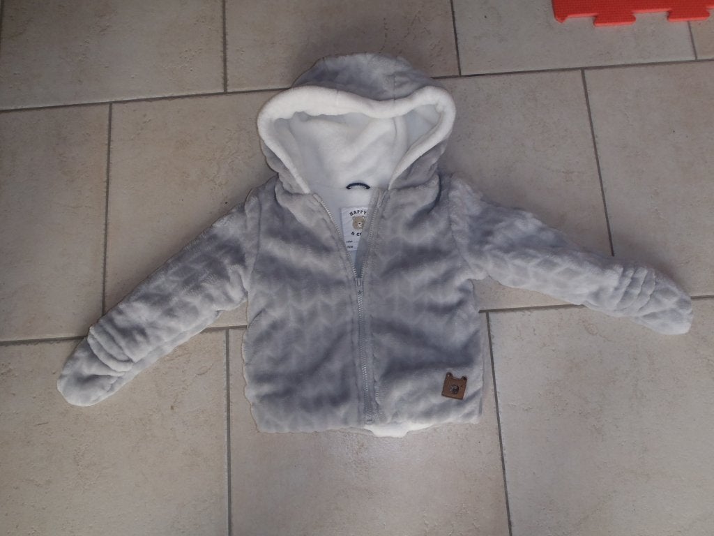 grijze jas met capuchon maat 74, Kinderen en Baby's, Ophalen of Verzenden, Zo goed als nieuw, Jongetje, Jasje