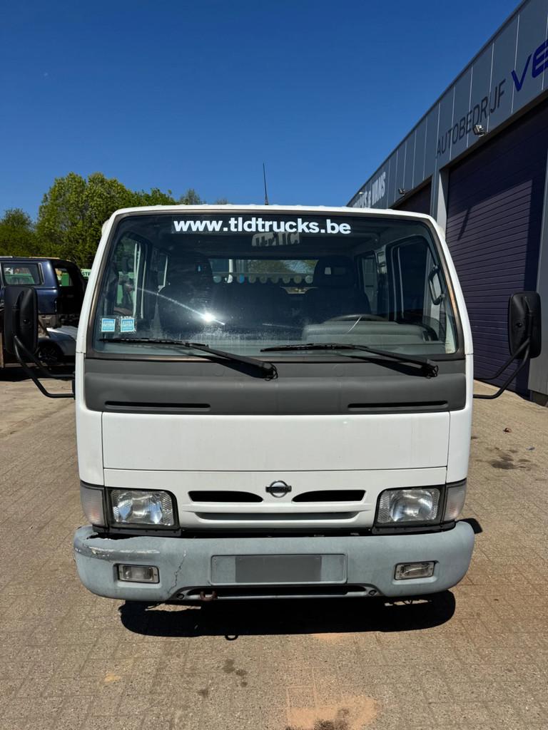 Nissan Cabstar *BELGIAN ORIGINE-3.0 ENGINE* (bj 2003), Achat, 4 portes, Entreprise, Boîte manuelle