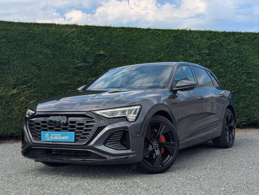 Audi Q8 e-tron 2x S-line- sportstuur- B&O -106 kWh, Auto's, Automaat, Gebruikt, Zwart, 408 pk