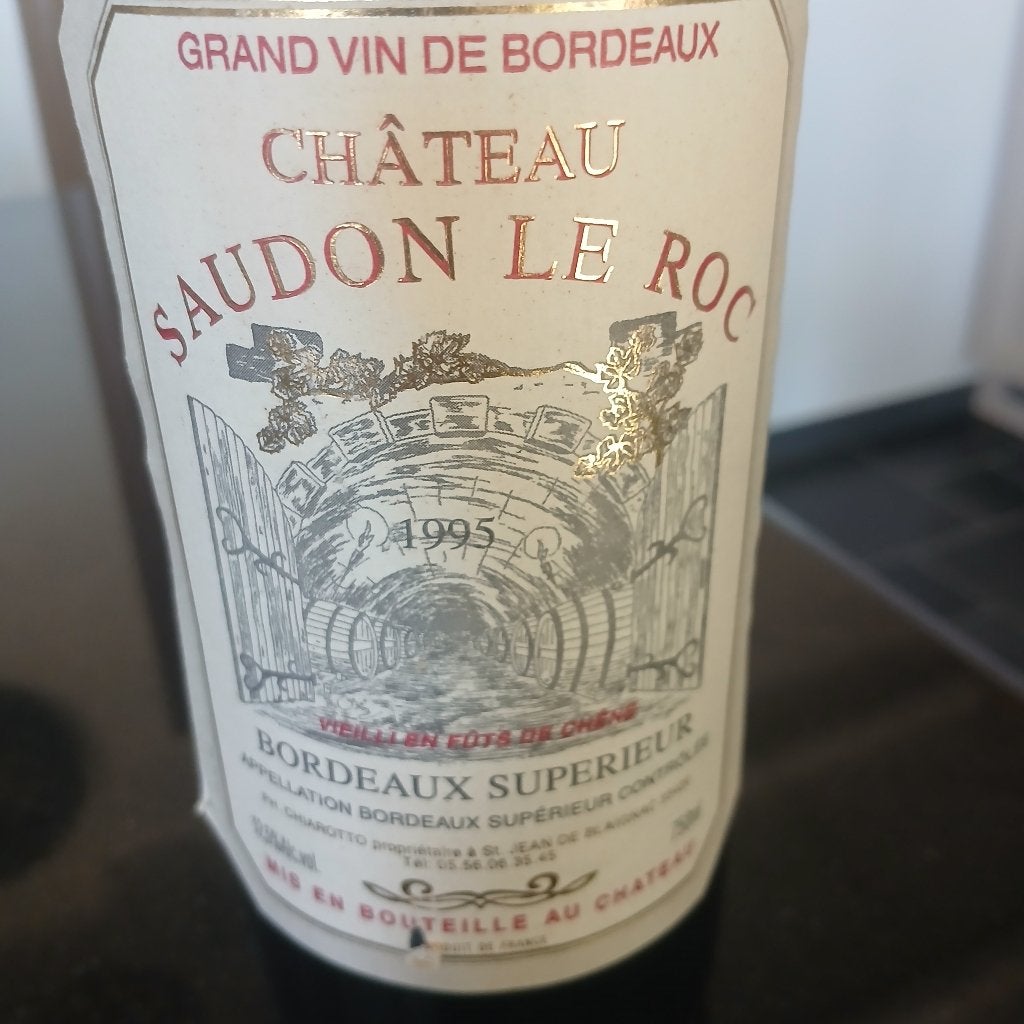 Oude fles Bordeaux wijn, Verzamelen, Wijnen, Frankrijk, Nieuw, Ophalen of Verzenden, Rode wijn